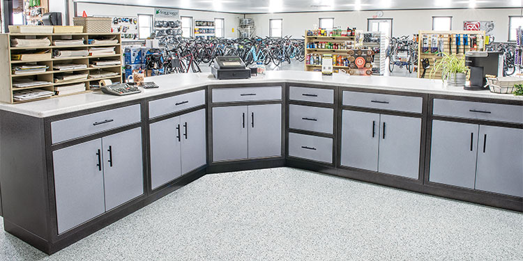 Rock Run Cabinetry Aluminum Commercial Cabinets shown in Blue Speckle and Silvervein