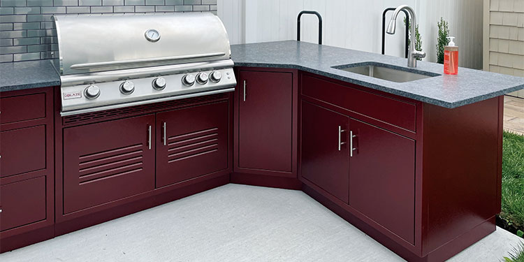 Rock Run Cabinetry Aluminum Outdoor Kitchen Cabinets shown in Wine Ripple